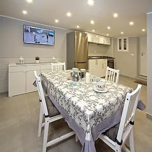 La Casa Di Helena Appartamento